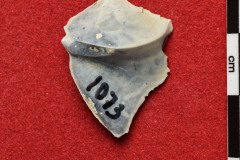 1073s
