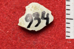 934s