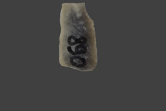 890